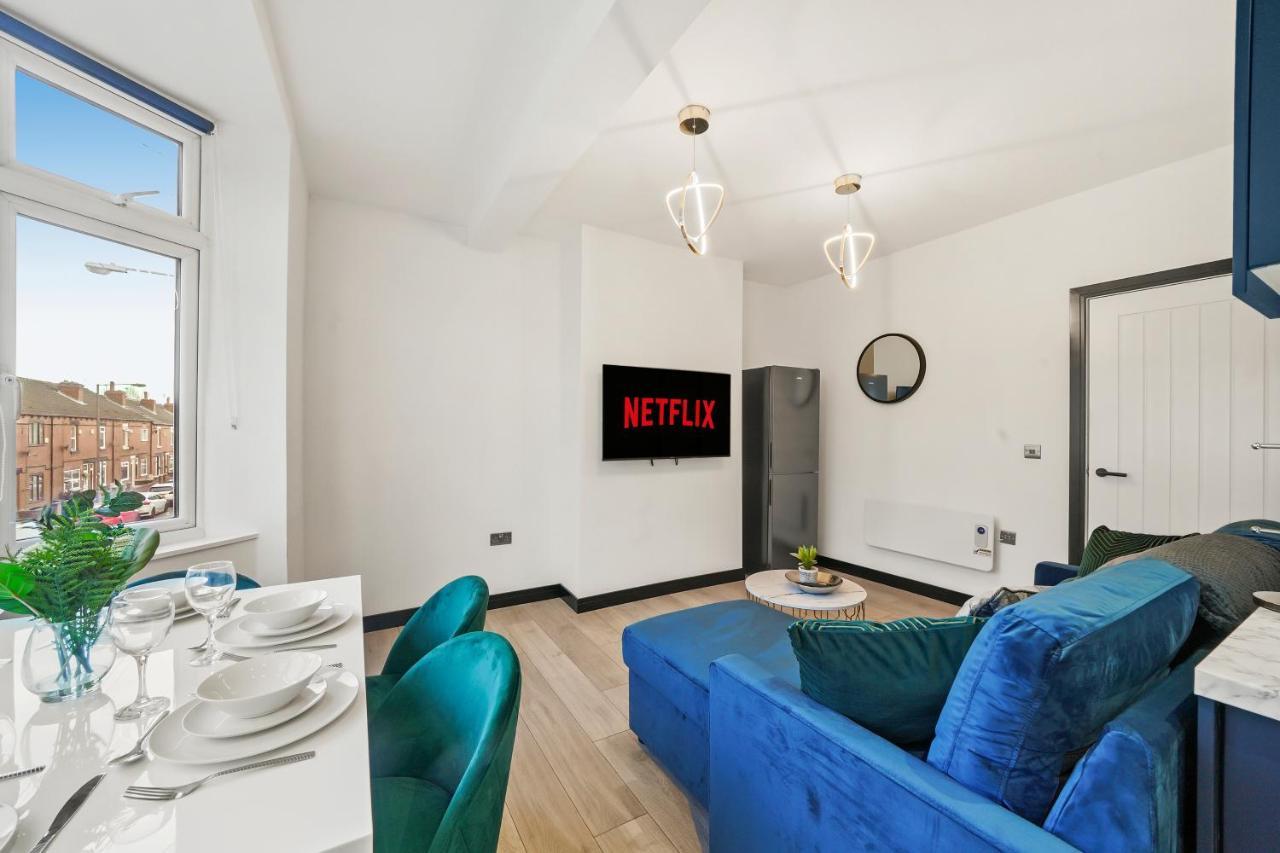 Stylish Yorkshire Gem - Sleeps 4 - Great Location Apartment Касълфорд Екстериор снимка