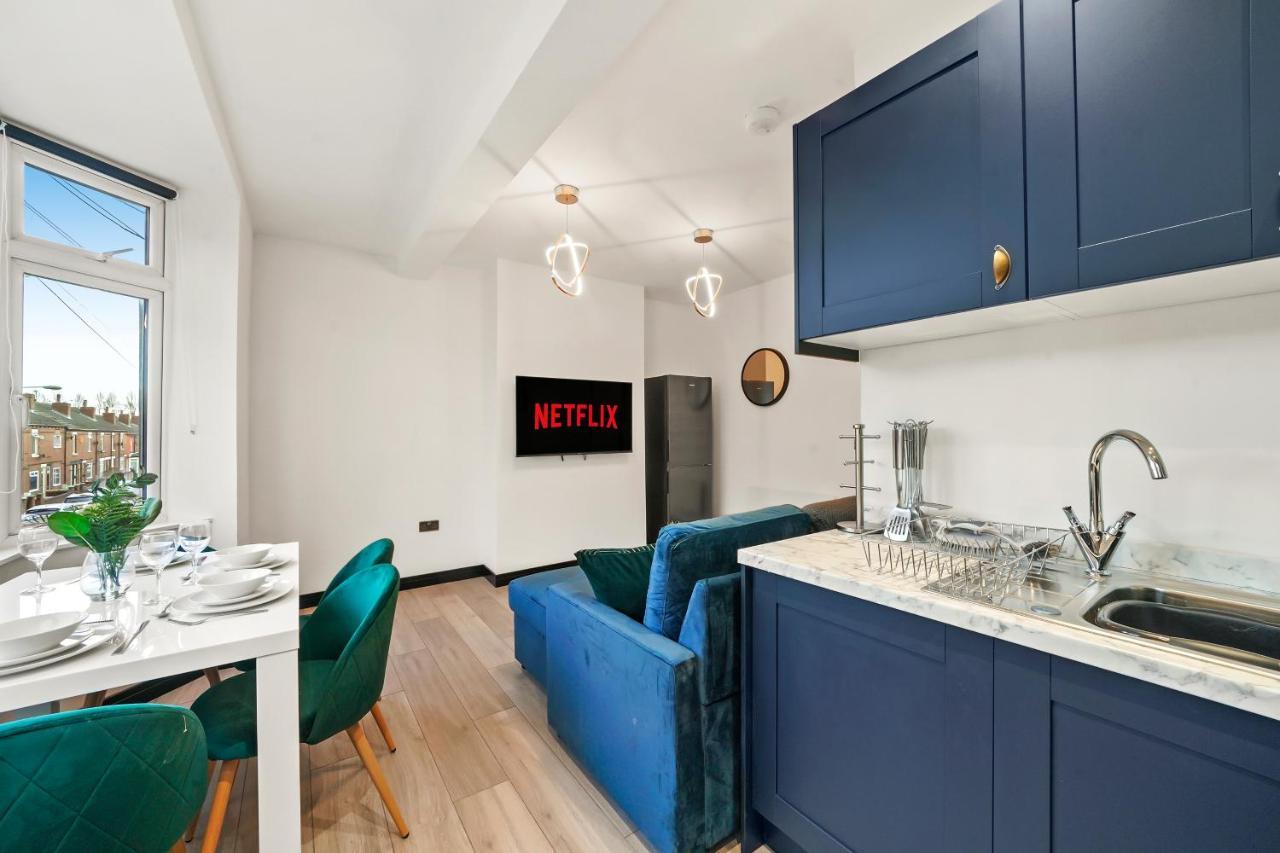 Stylish Yorkshire Gem - Sleeps 4 - Great Location Apartment Касълфорд Екстериор снимка