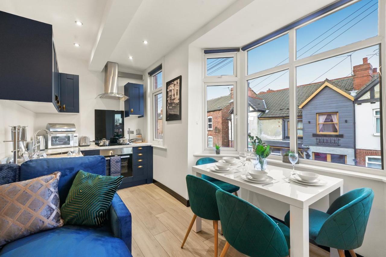Stylish Yorkshire Gem - Sleeps 4 - Great Location Apartment Касълфорд Екстериор снимка
